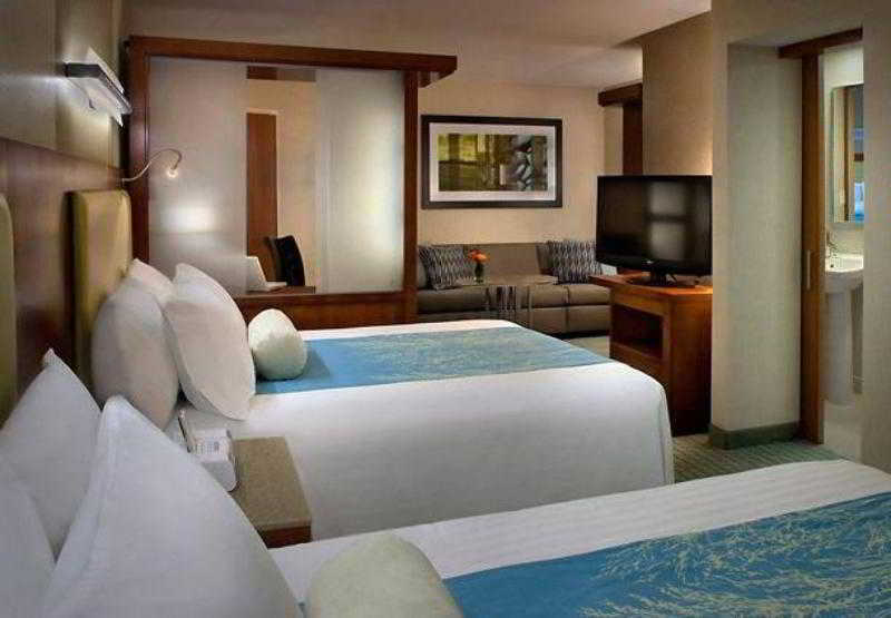 Springhill Suites Long Island Brookhaven Bellport Bagian luar foto